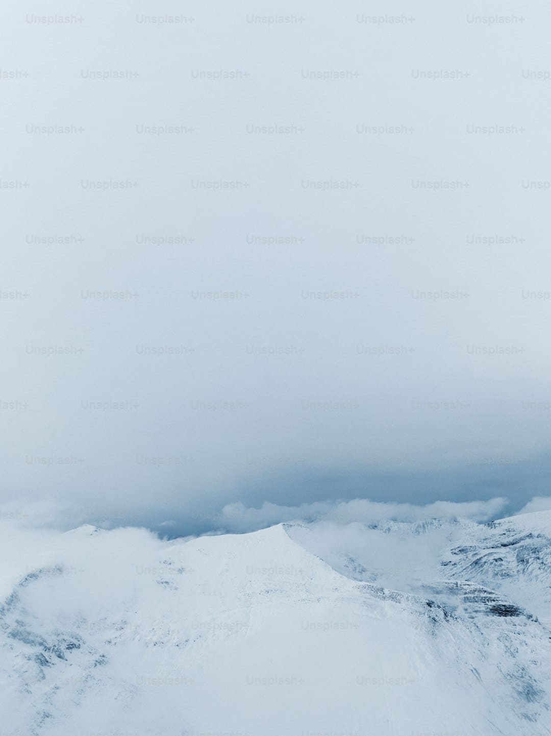 https://p3.img.cctvpic.com/photoworkspace/contentimg/2025/05/02/2025050210111577096.png